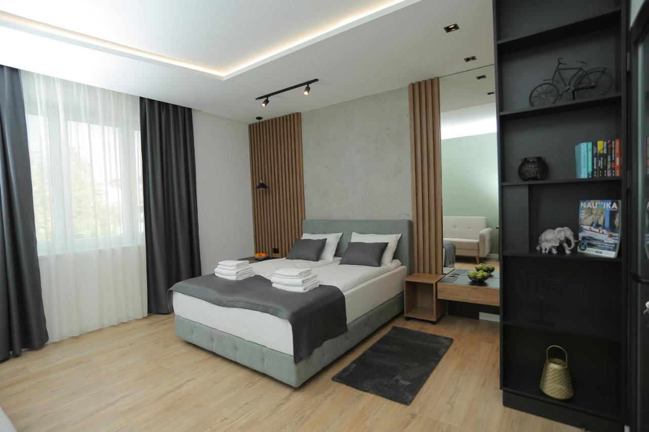 Bonanza Apartments Ni Eksteriør bilde