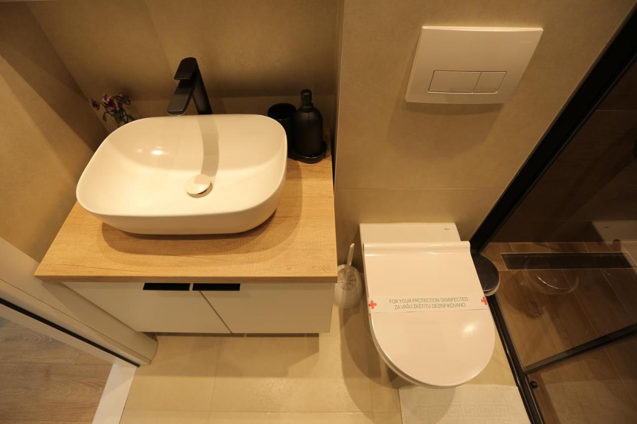 Bonanza Apartments Ni Eksteriør bilde